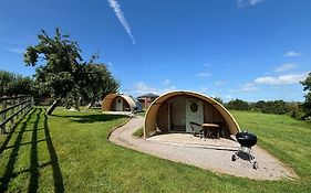 Middlewick Holiday Cottages
